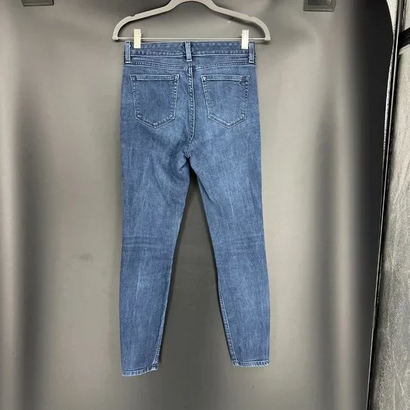 Vineyard Vines - Size 2 - Blue Skinny Jeans - Picture 4 of 9